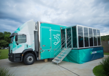 Truckvan produz agência móvel para Cooperativa de Crédito
